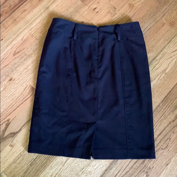 Skirt - Picture 2 of 5